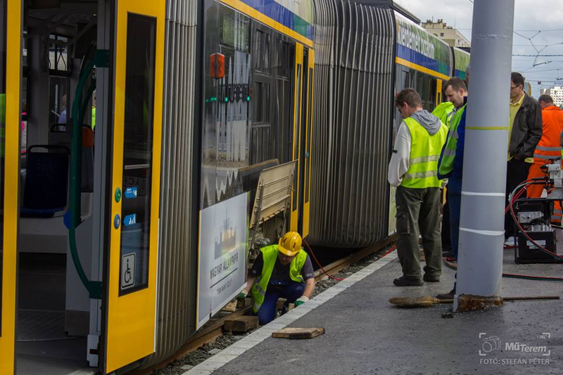 Illustration for article titled The World's Longest Tram Got A Bit Shorter After This Crash